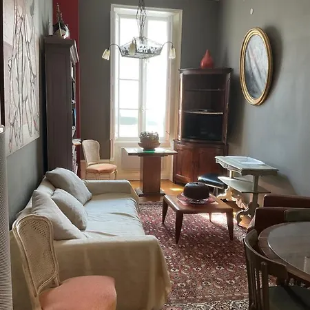 Dans Particulier Au Calme Situe Sur Le Vieux-port Apartament La Rochelle (Charente-Maritime)